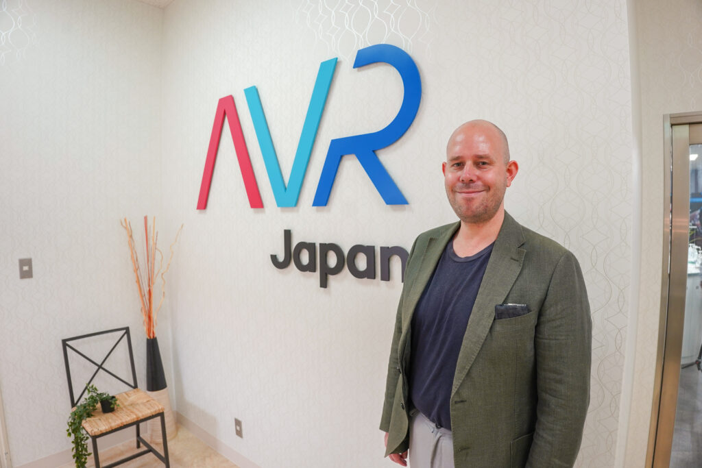 AVR Japan株式会社のオフィス案内人