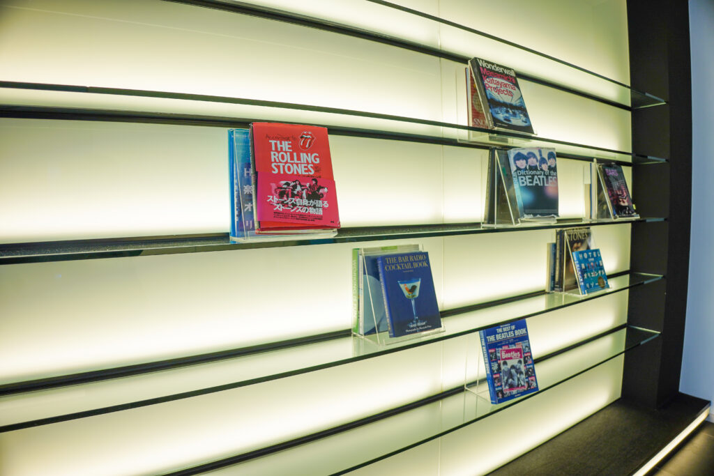 株式会社ベクトルのオフィスにあるローリングストーンズの雑誌