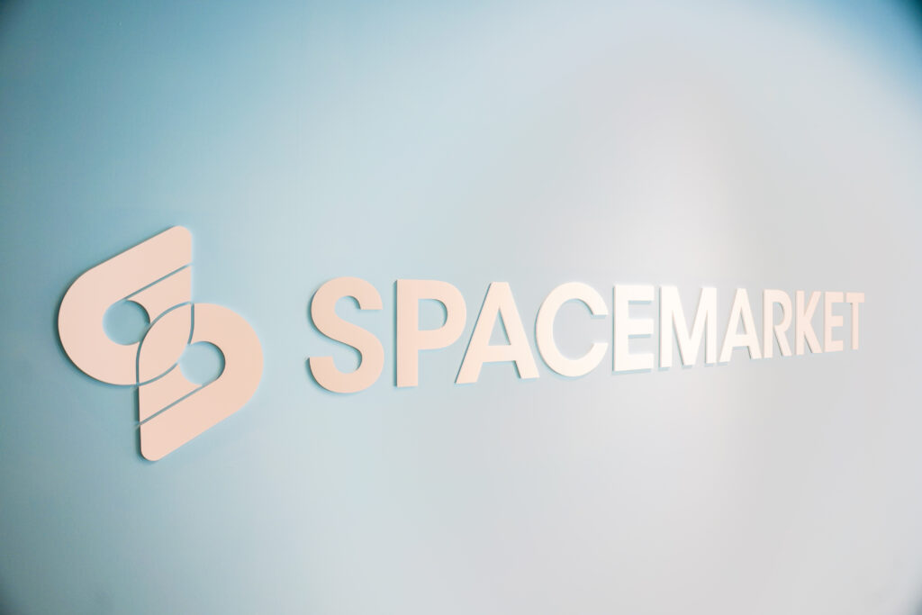 株式会社スペースマーケットのオフィスのエントランス