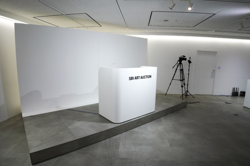 SBIアートオークションのオフィスのライブスペース