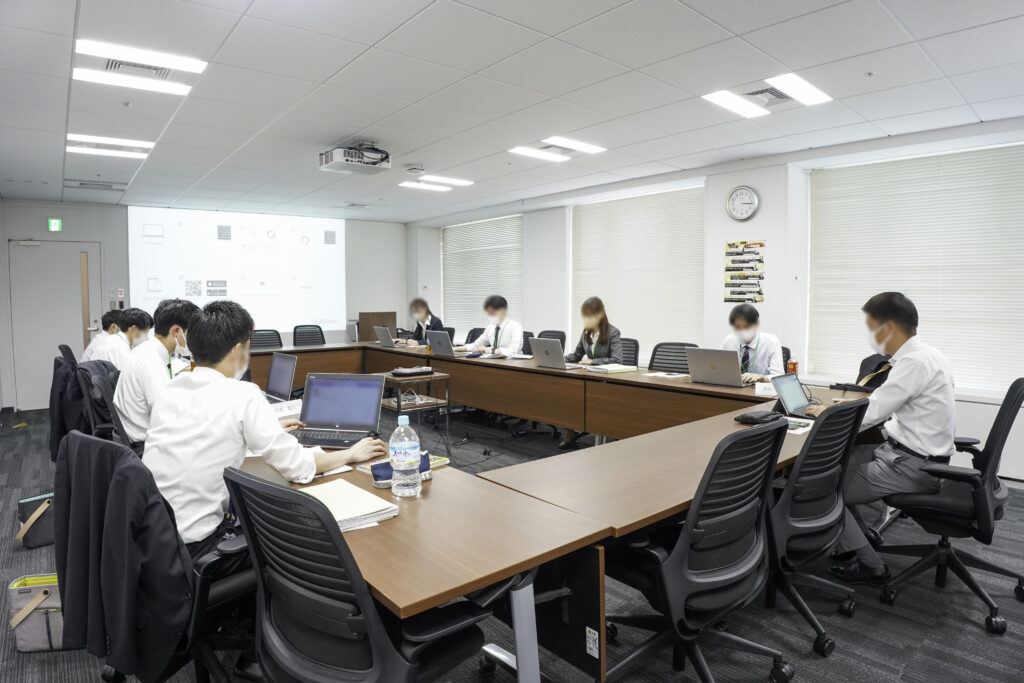 株式会社プロフェッショナルバンクの会議室