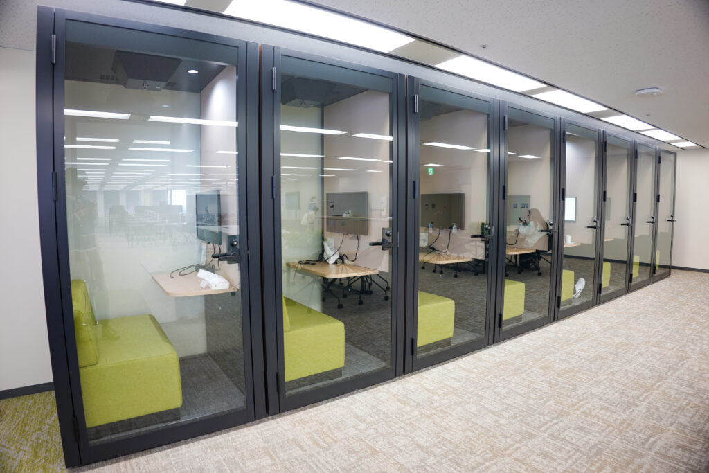 スマートキャンプ株式会社のミーティングスペース