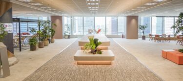 〈東京都中央区〉RX Japan株式会社 - 世界を拓く、ビジネスの舞台を。