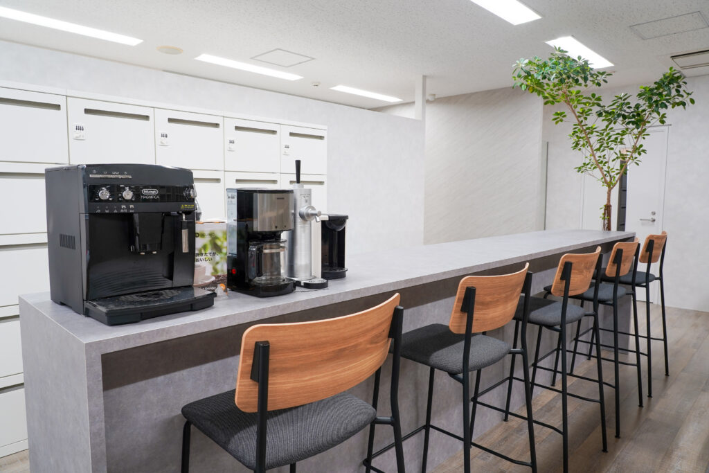 株式会社ヒュープロのカフェスペース
