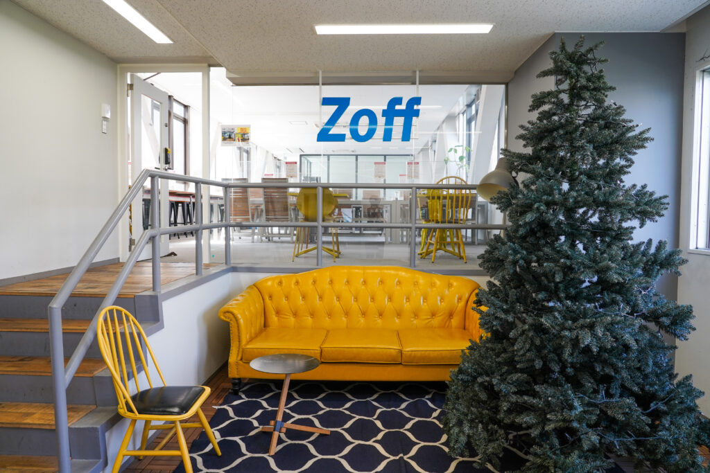 株式会社インターメスティック（zoff）の品川オフィスのエントランス