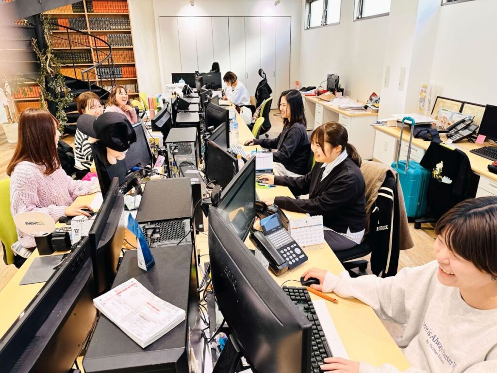 株式会社イベント21の1階執務スペース