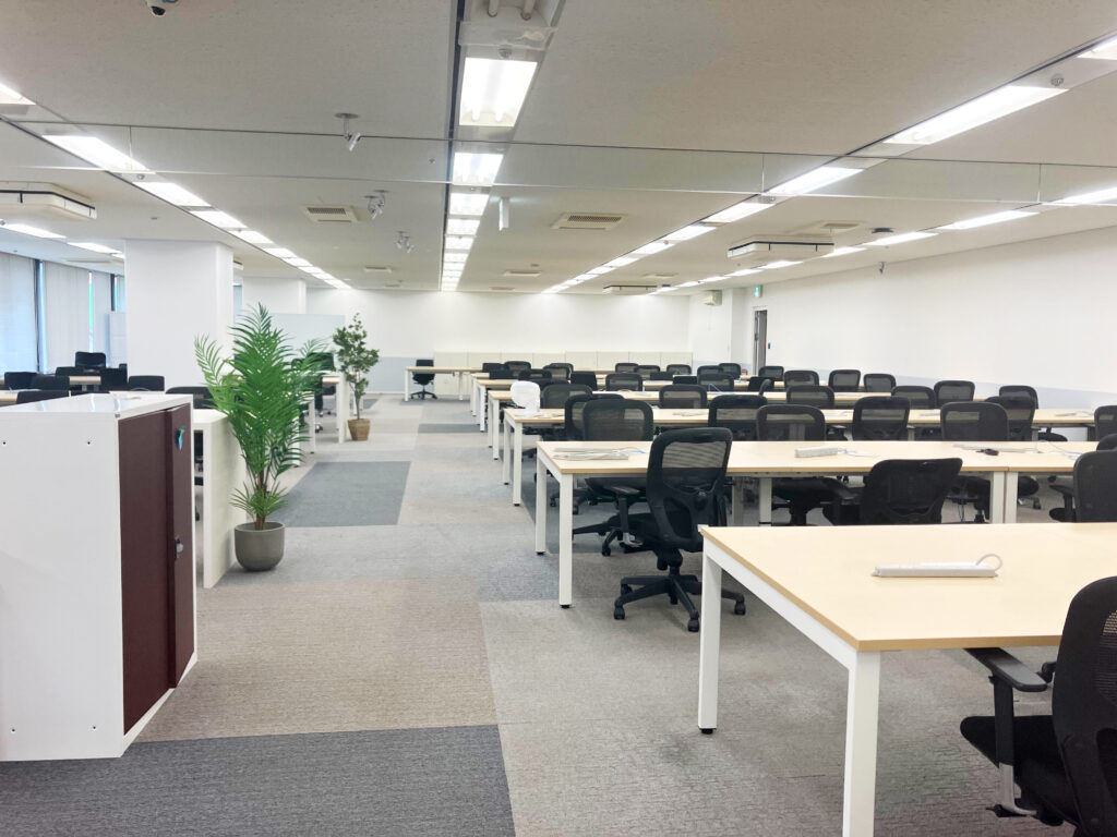 東京都渋谷区〉株式会社BitStar - 感情を動かす。世界を動かす。