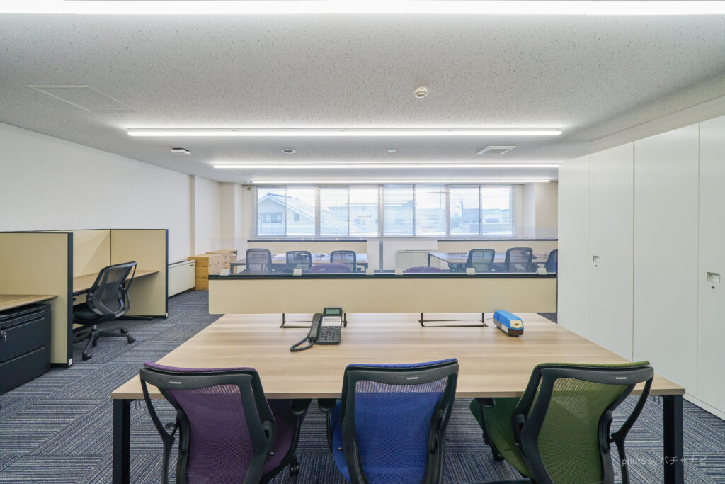 近藤建設株式会社のフリーデスク2