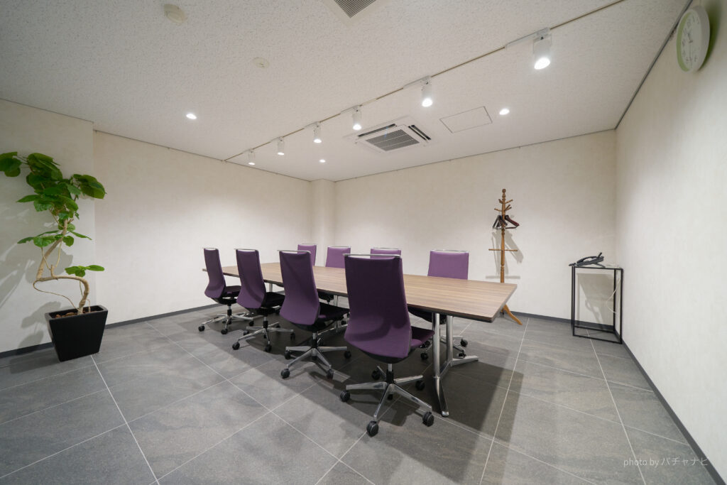 近藤建設株式会社の打ち合わせ室1
