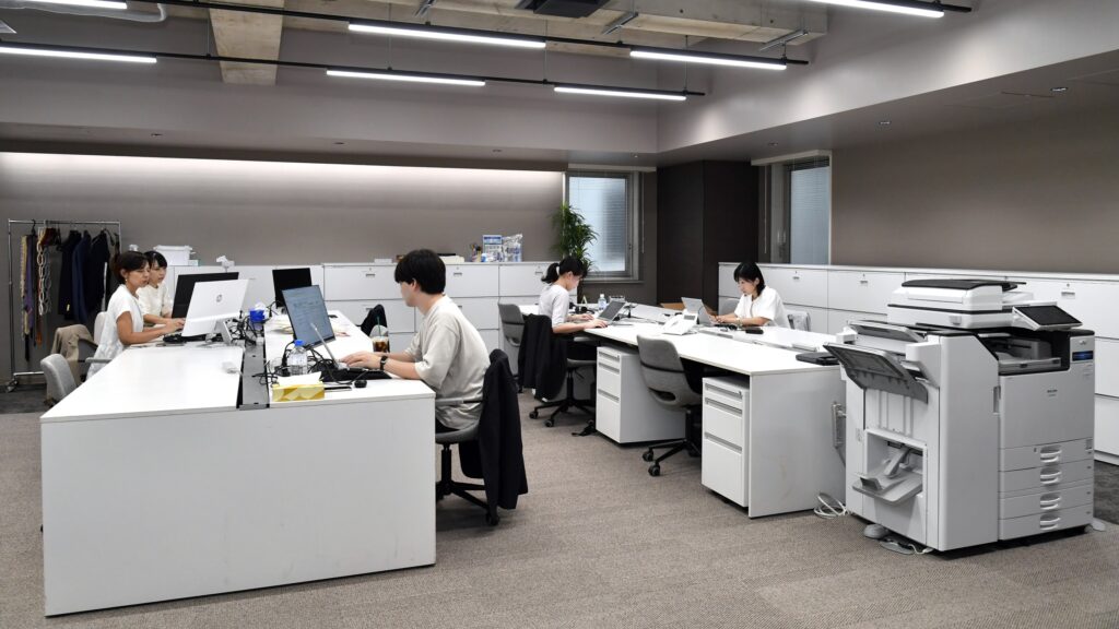 シーズアンドグロース株式会社の執務スペース